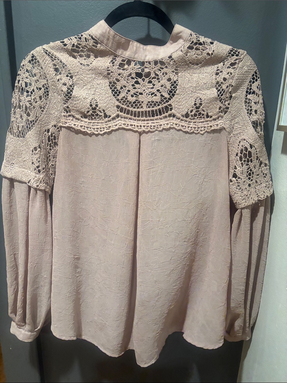 Lace Yoke Long-Sleeve Blouse in Soft Cream